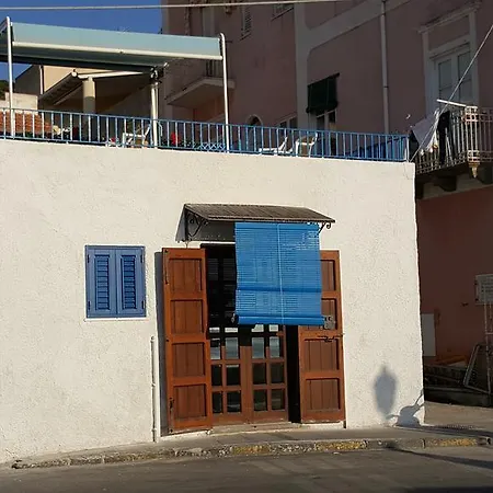 Punta Lena בית נופש ליפארי